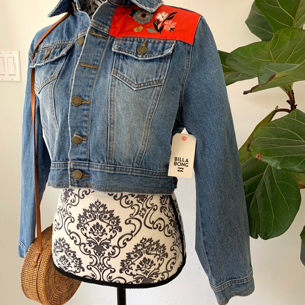 🔥🔥BILLABONG - CROPPED DENIM JACKET🔥🔥 - Picture 4 of 8